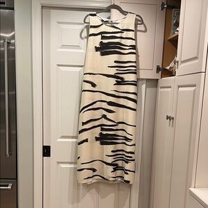 Lafayette 148 New York Black and Cream Maxi Dress
